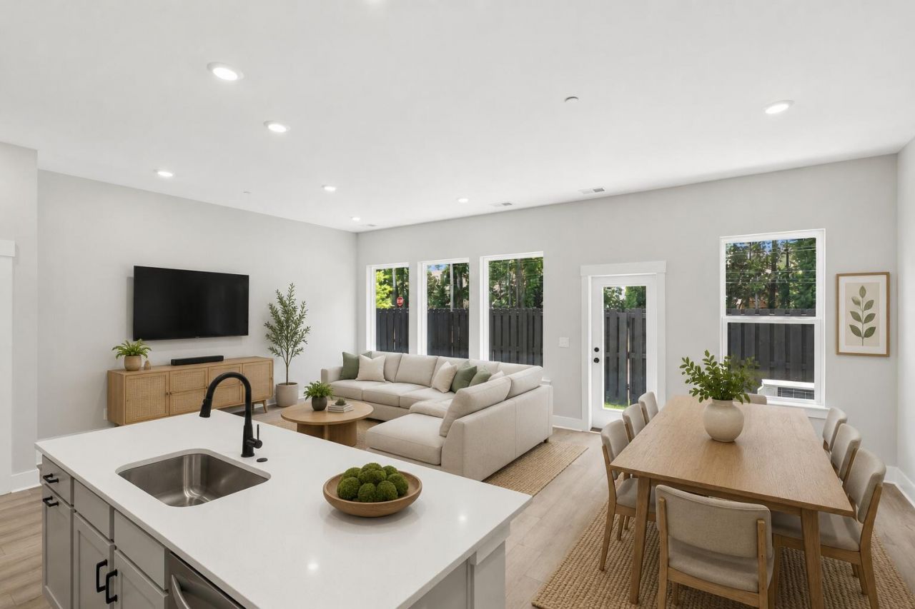240 Newtown Creek Drive Photo 8