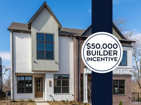 1037 NW A Street, Bentonville, AR 72712