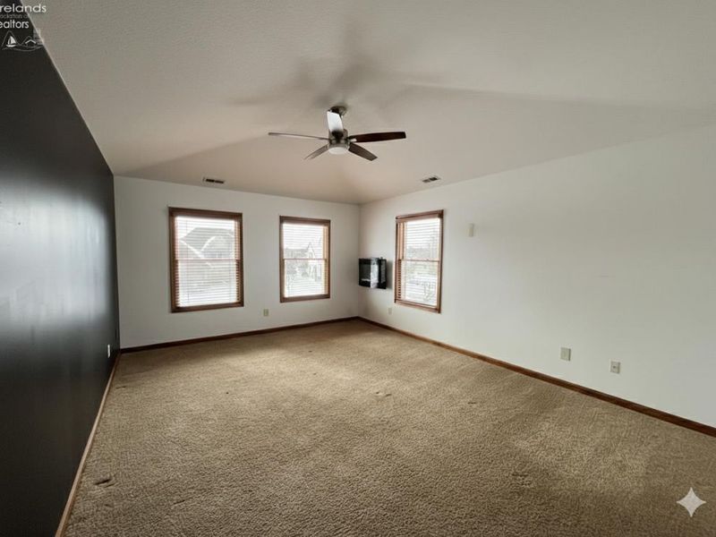 1404 Muirfield Drive, Bowling Green, OH 43402 Photo 13