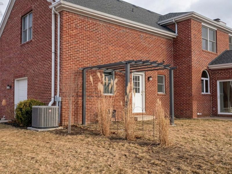 1404 Muirfield Drive, Bowling Green, OH 43402 Photo 32