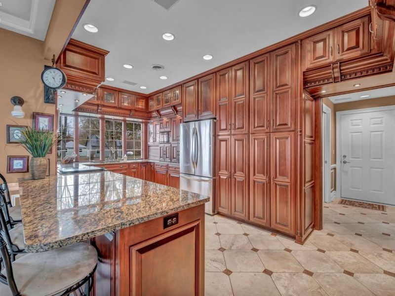 351 Chapman, Put in Bay, OH 43456 Photo 15