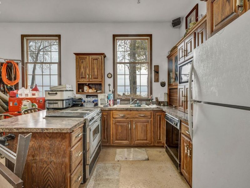 351 Chapman, Put in Bay, OH 43456 Photo 45