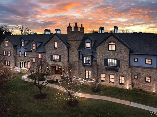 12420 Rott Road, Unit 1B, Sunset Hills, MO 63127