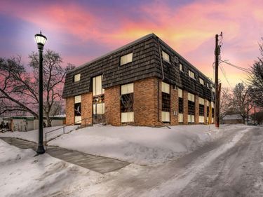 2112 44th Avenue N, Minneapolis, MN 55412