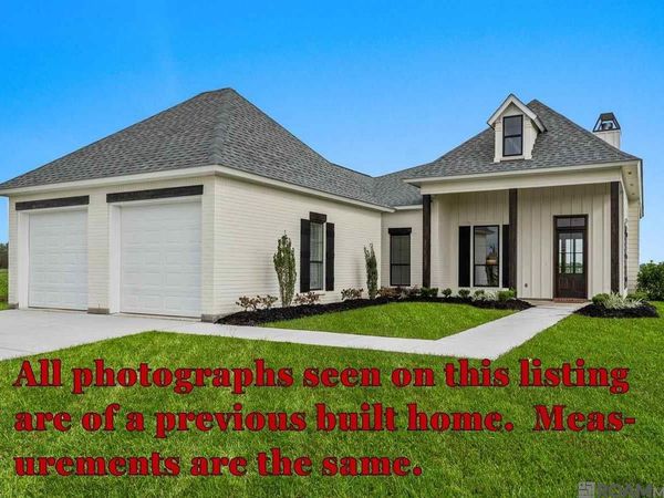 5160 Black River Rd, Darrow, LA 70725