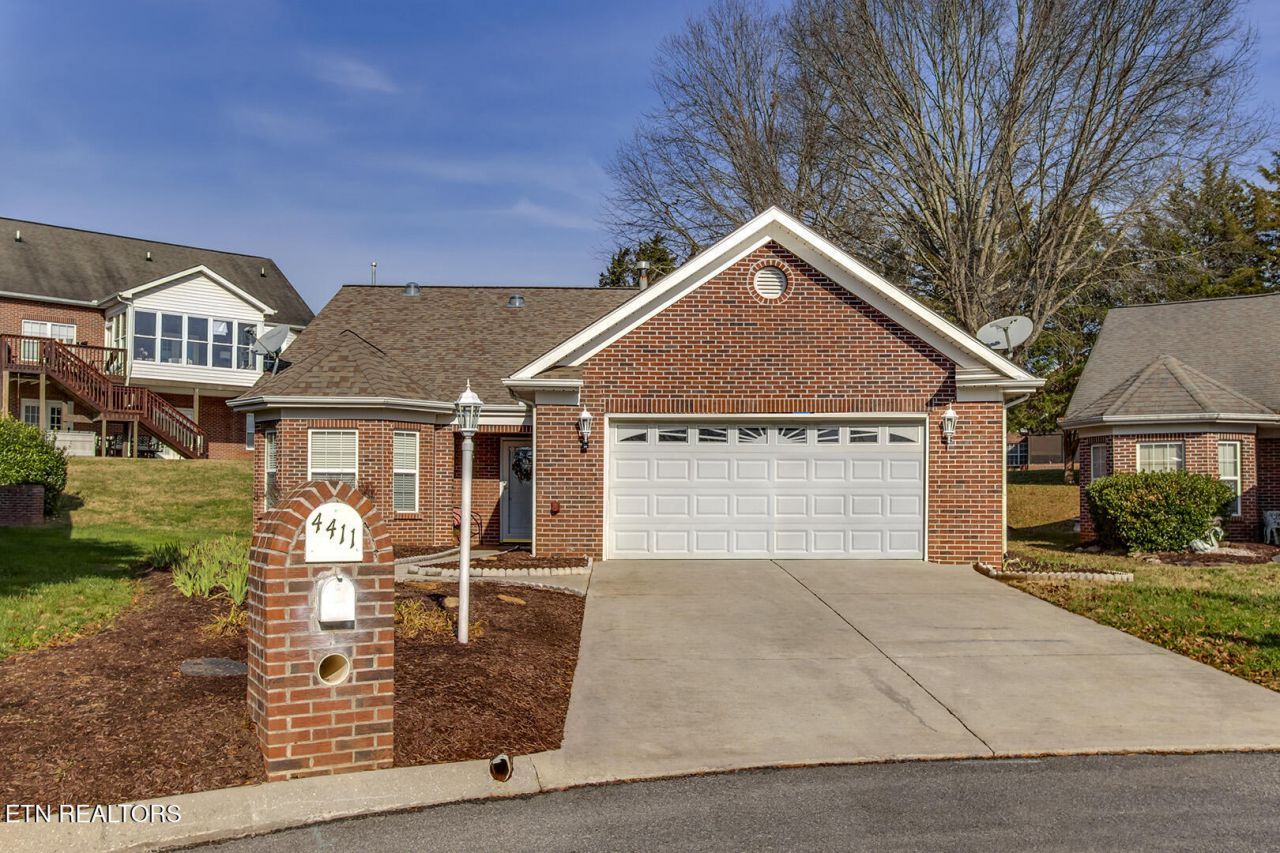 4411 Herbert Lane, Knoxville, TN 37938 Main Photo