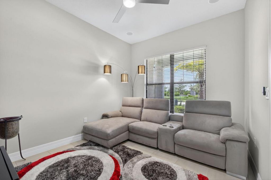 9218 Balsamo Drive, Palm Beach Gardens, FL 33412 Photo