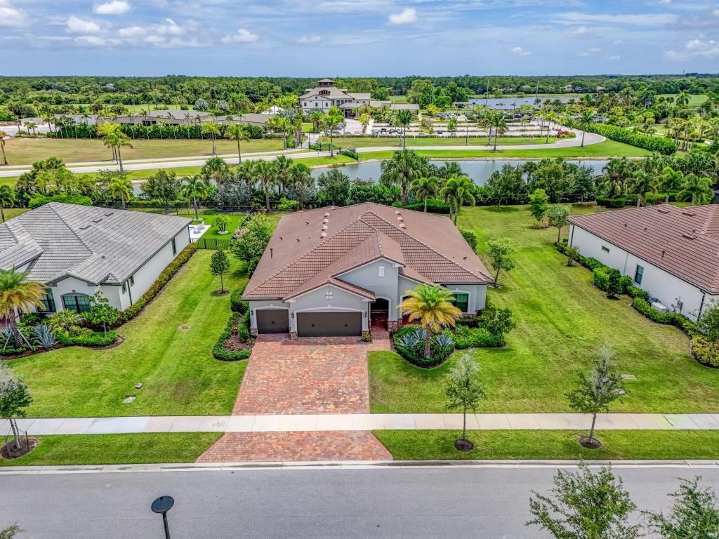 9218 Balsamo Drive, Palm Beach Gardens, FL 33412 Photo