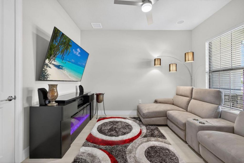 9218 Balsamo Drive, Palm Beach Gardens, FL 33412 Photo