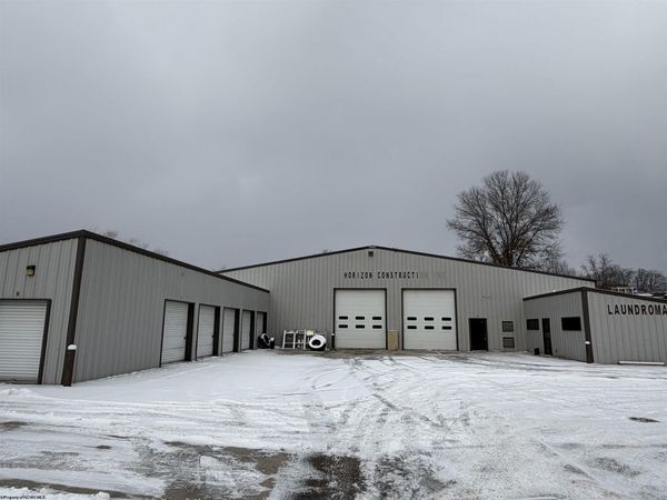 100 N Tan, Bruceton Mills, WV 26525