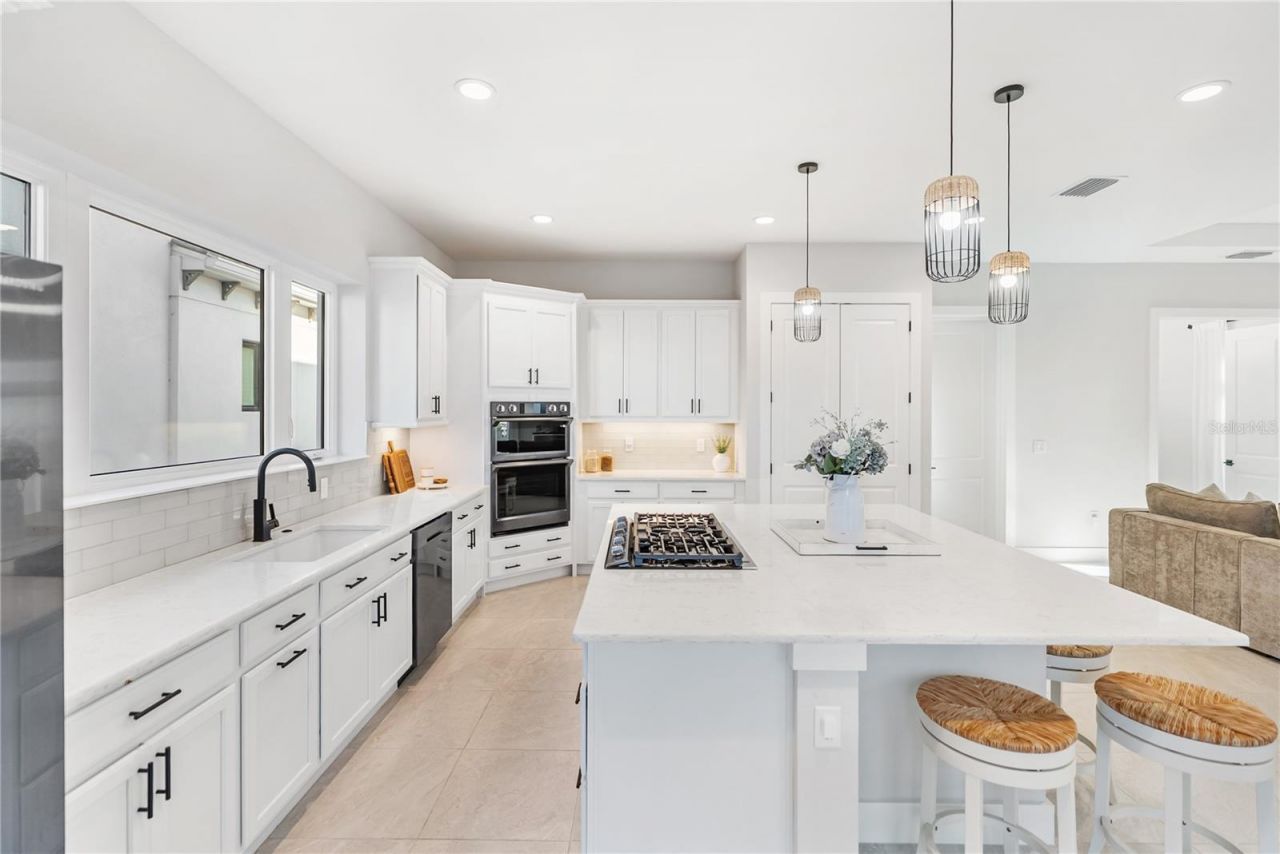 6317 Turtle Grass Drive, Bradenton, FL 34210 Photo