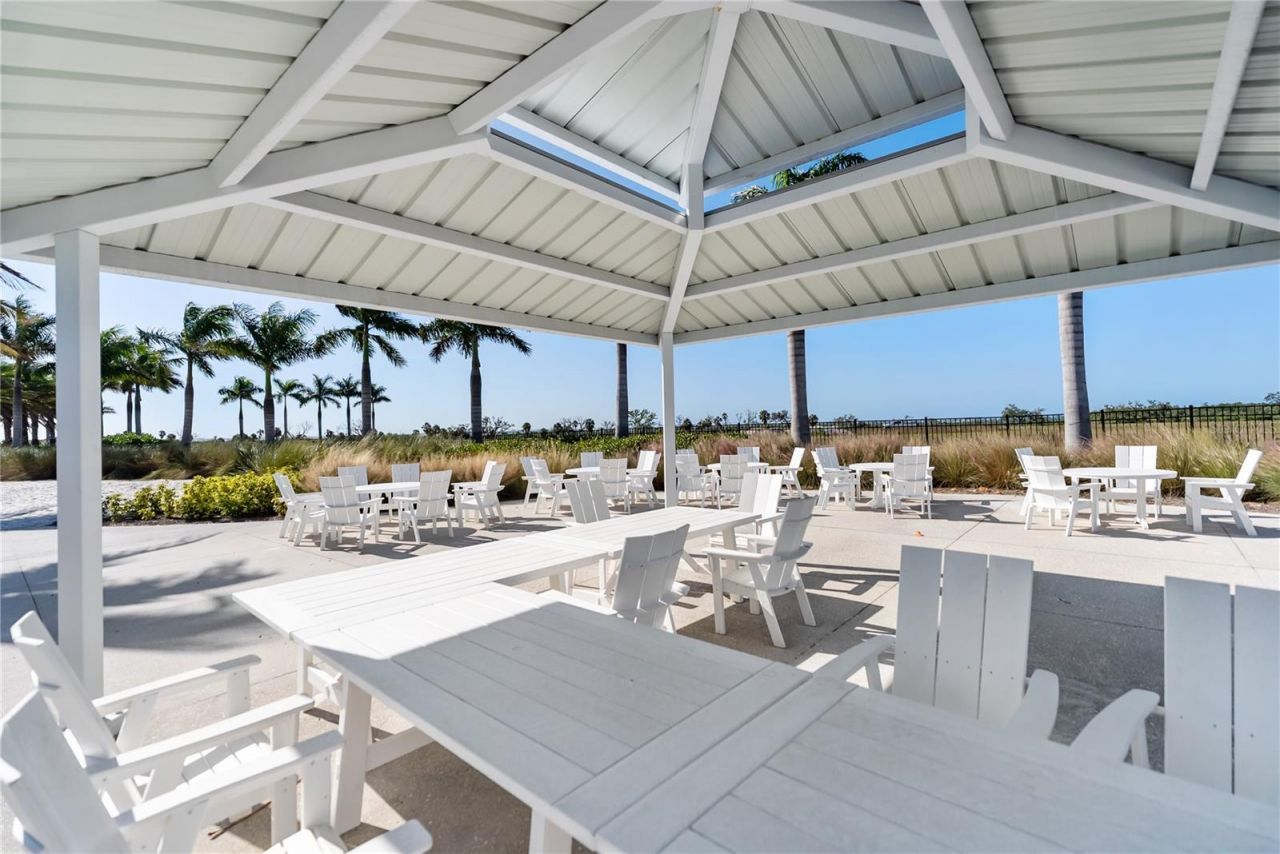 6317 Turtle Grass Drive, Bradenton, FL 34210 Photo