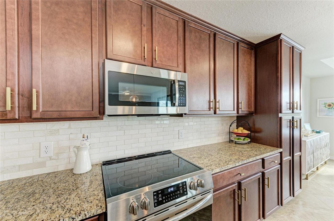 17006 Vardon Terrace, Unit 206, Lakewood Ranch, FL 34211 Photo