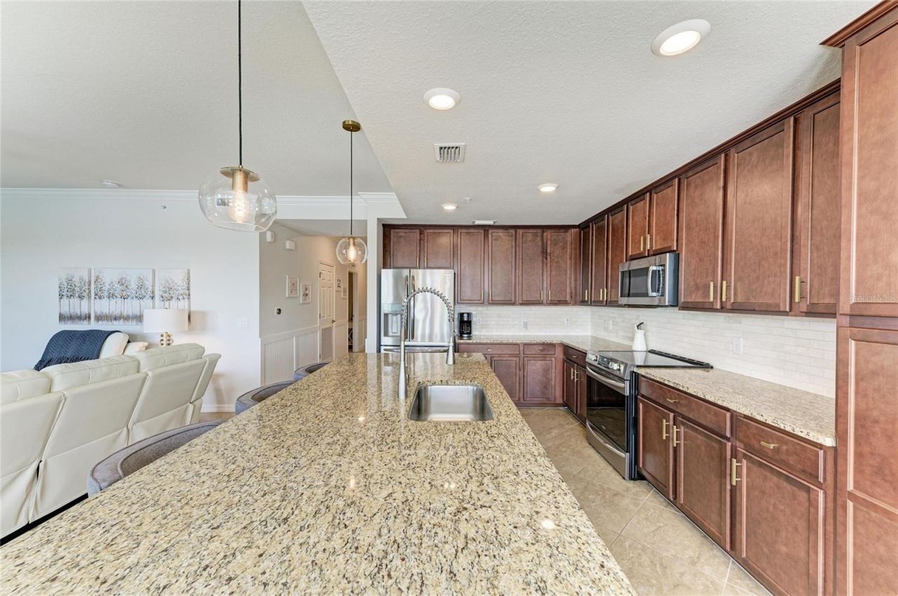 17006 Vardon Terrace, Unit 206, Lakewood Ranch, FL 34211 Photo