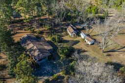 224 Walnut Street photo 4