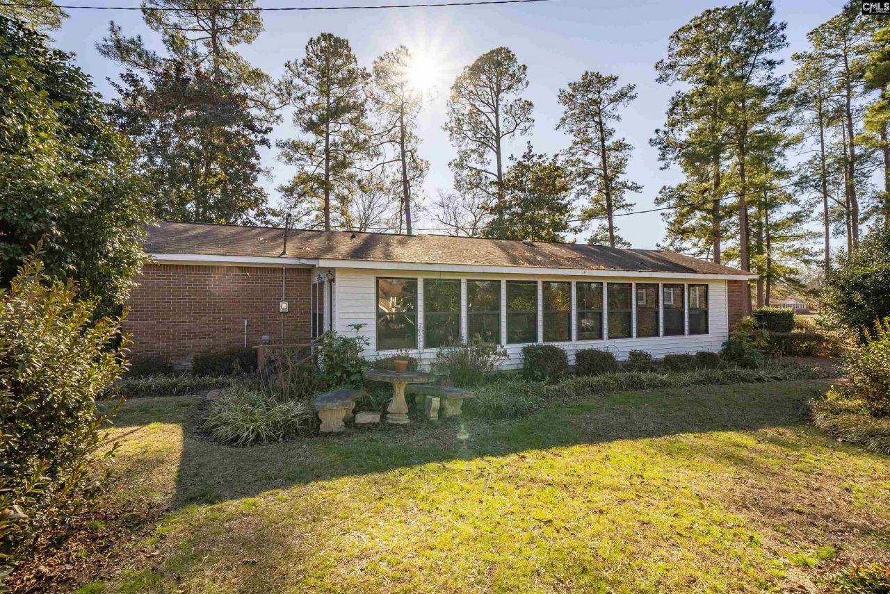 224 Walnut Street Photo 5