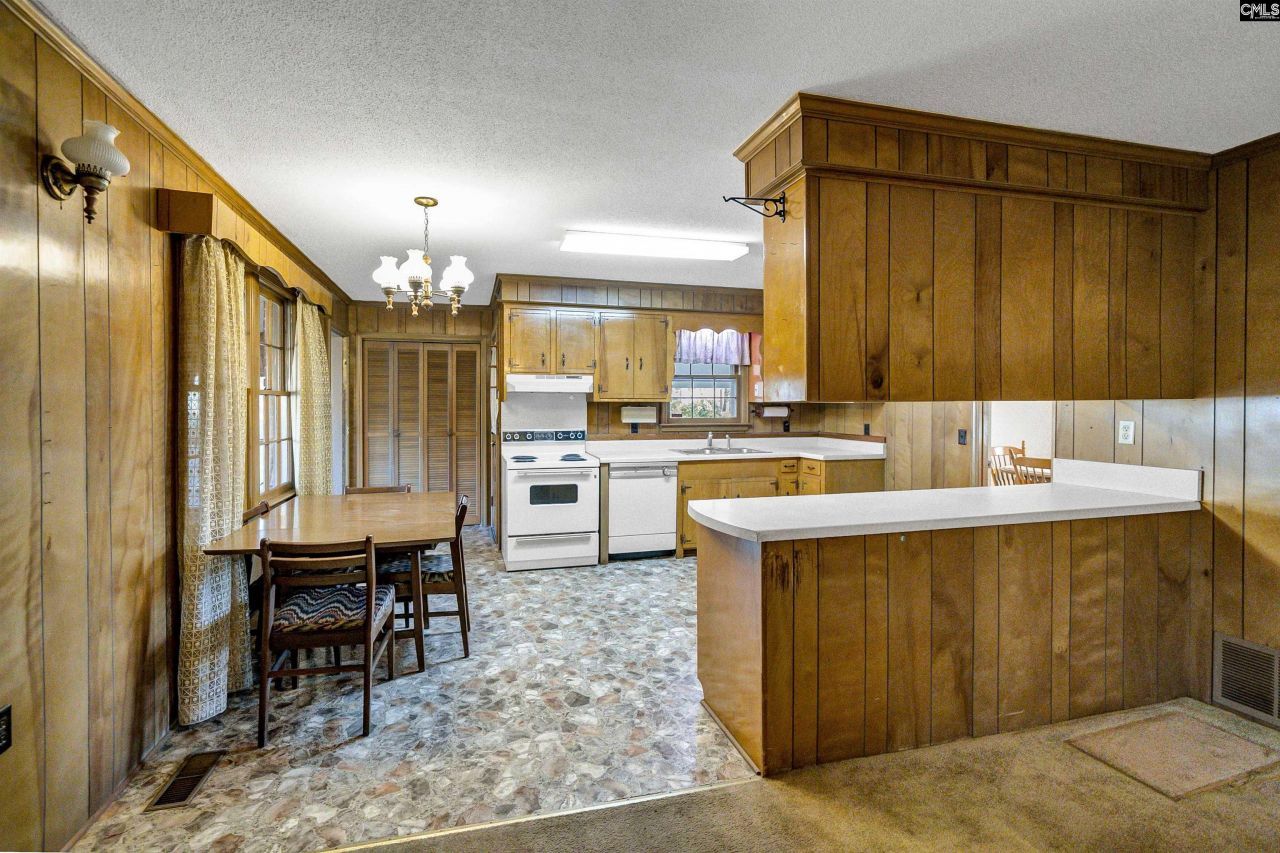 224 Walnut Street Photo 40