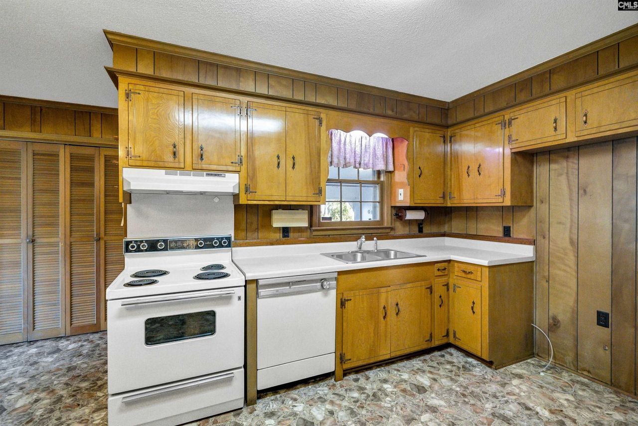 224 Walnut Street Photo 41