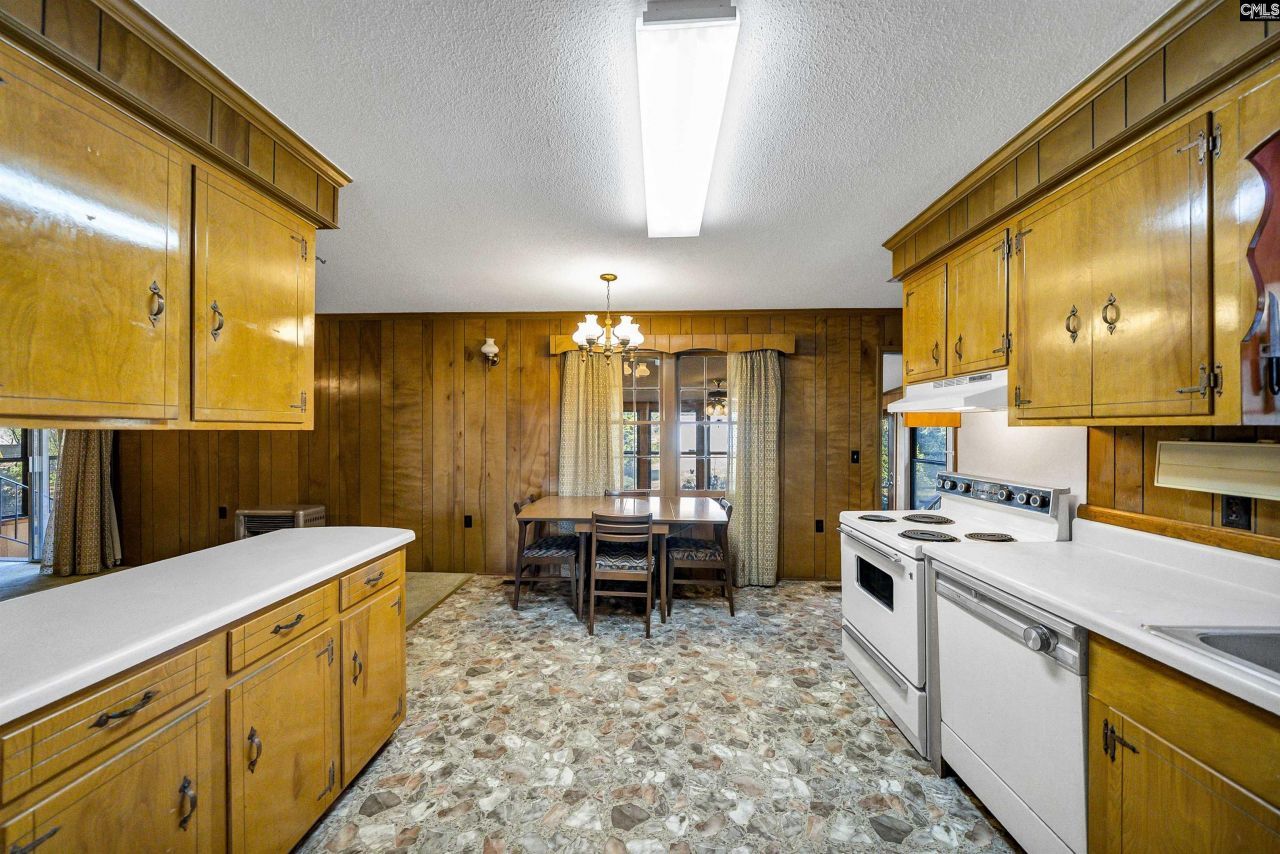 224 Walnut Street Photo 44