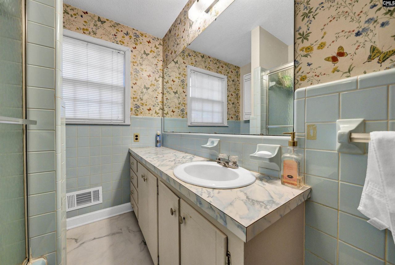 224 Walnut Street Photo 46