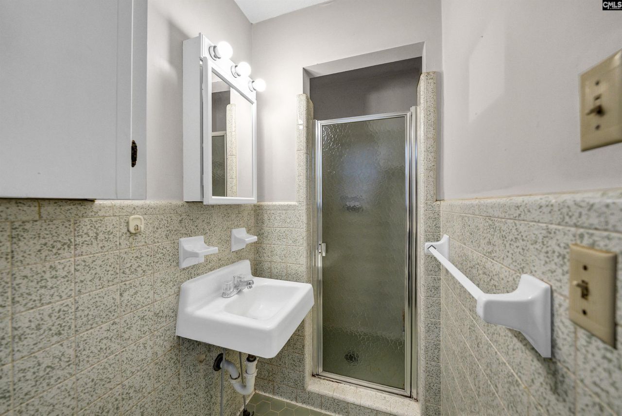 224 Walnut Street Photo 53