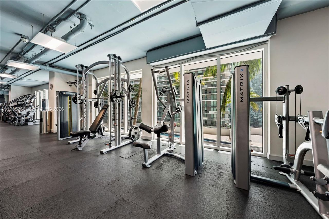 60 SW 13th St, Unit 2422, Miami, FL 33130 Photo