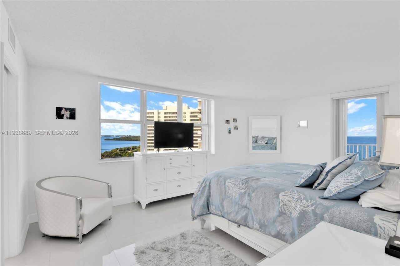 5200 N Ocean Dr, Unit 1105, Singer Island, FL 33404 Photo