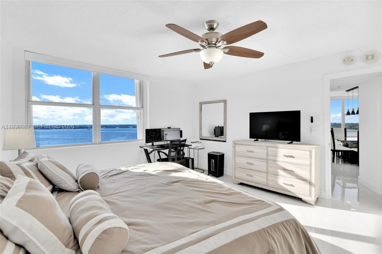 5200 N Ocean Dr, Unit 1105, Singer Island, FL 33404 Photo