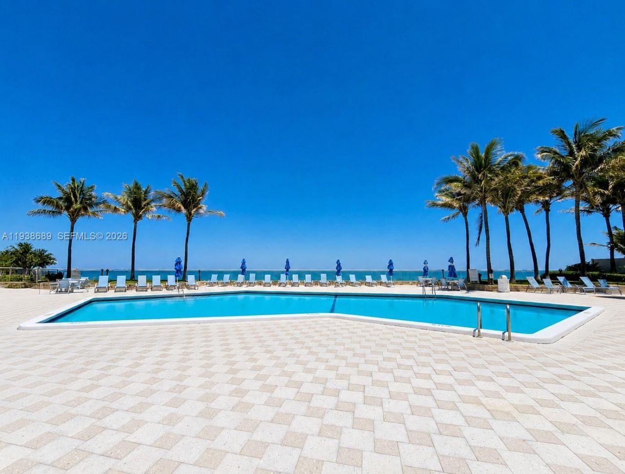 5200 N Ocean Dr, Unit 1105, Singer Island, FL 33404 Photo