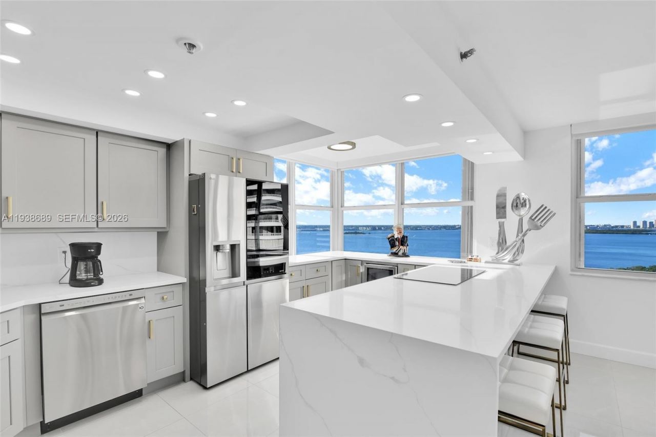 5200 N Ocean Dr, Unit 1105, Singer Island, FL 33404 Photo
