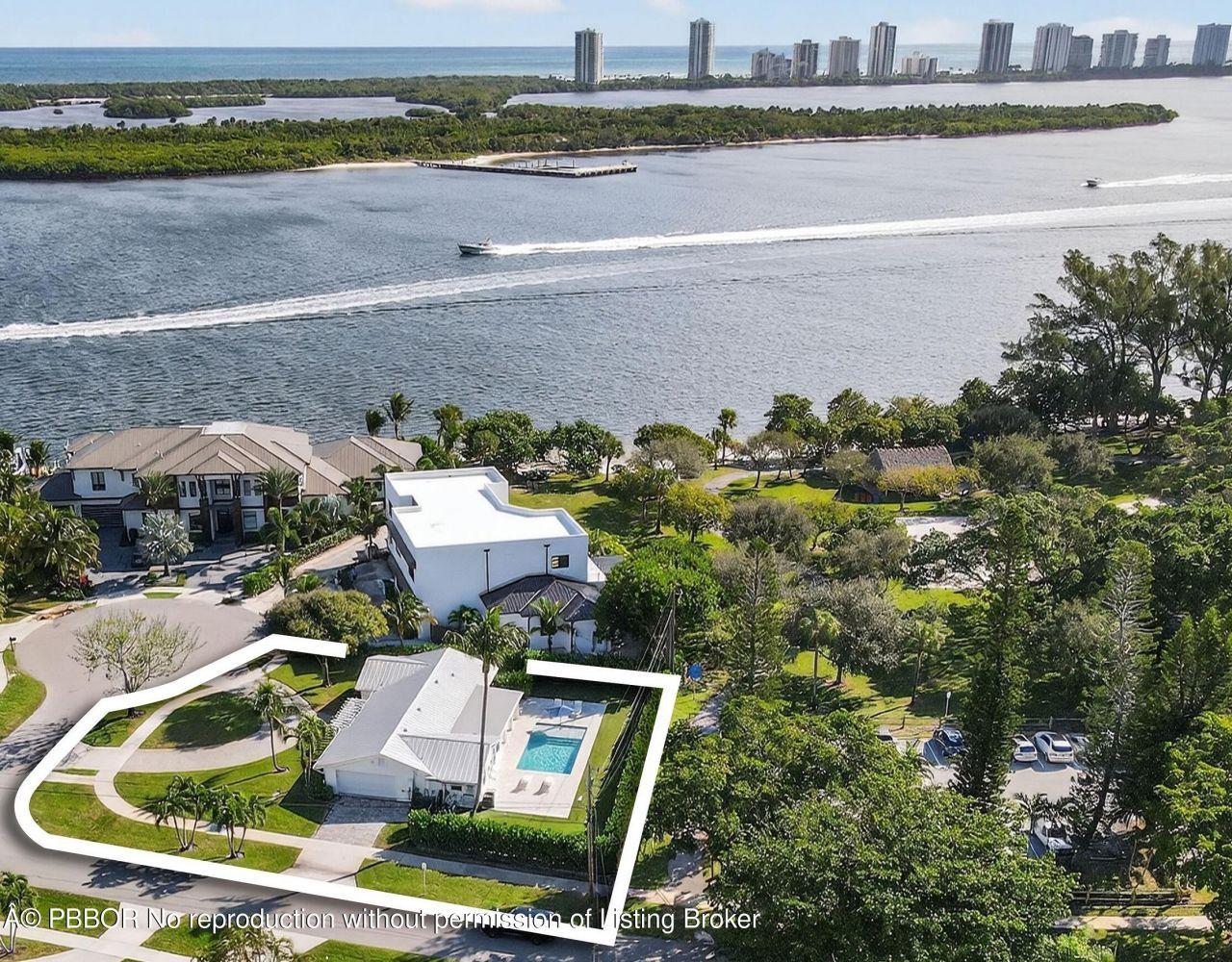 700 Lakeside Circle, North Palm Beach, FL 33408 Photo
