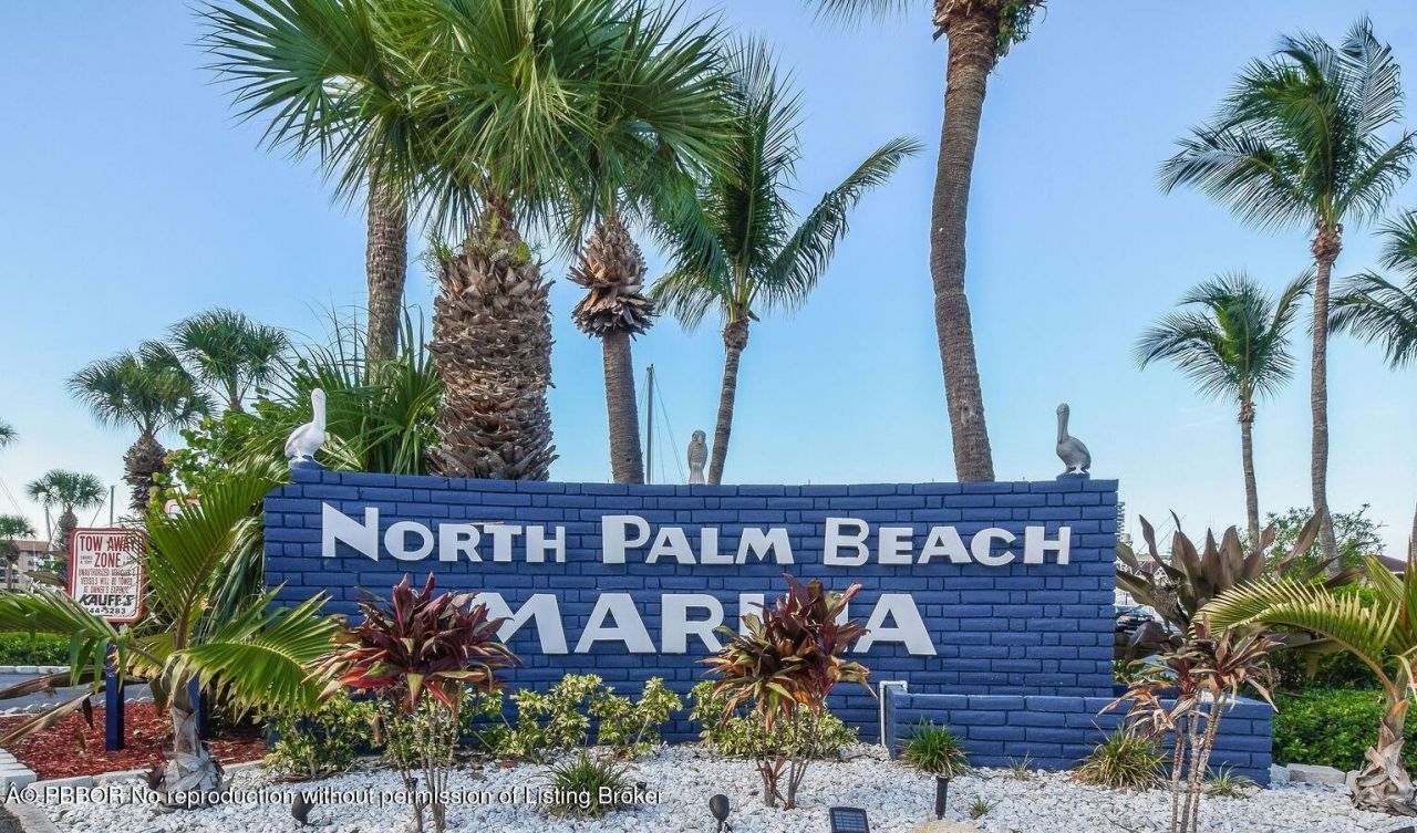 700 Lakeside Circle, North Palm Beach, FL 33408 Photo