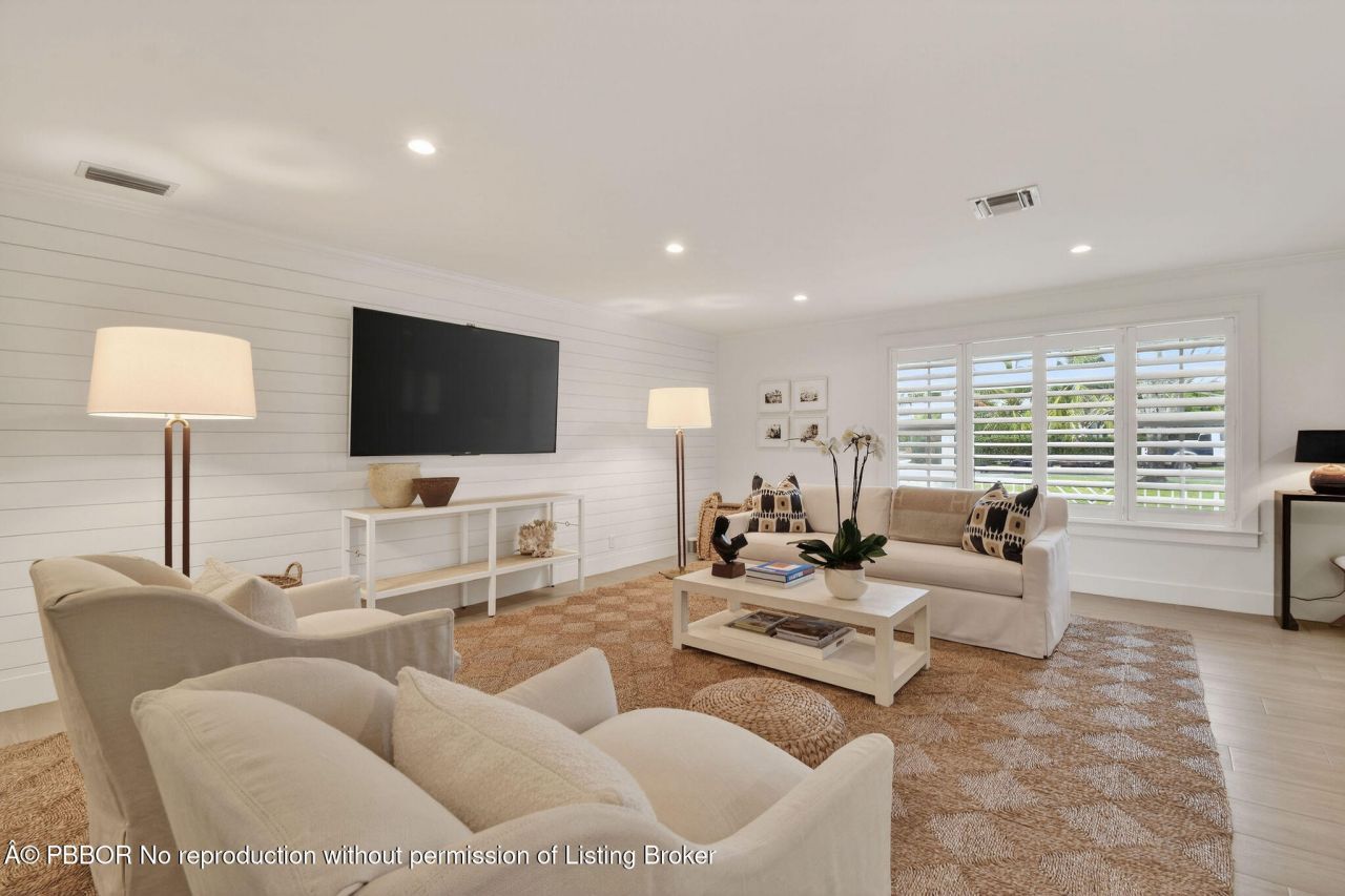 700 Lakeside Circle, North Palm Beach, FL 33408 Photo