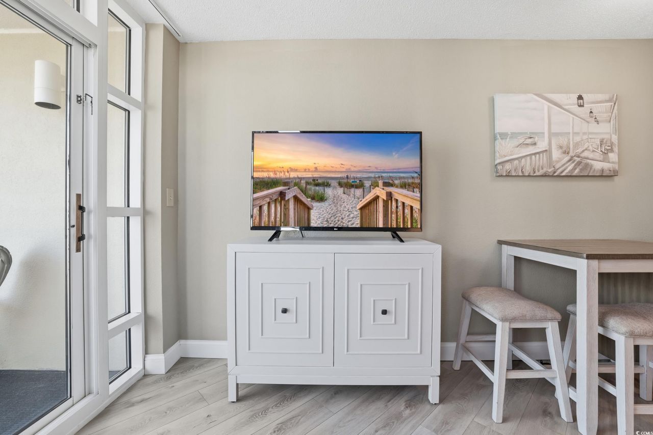 5200 N Ocean Blvd. Photo 8