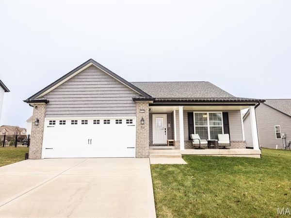 712 Conner Circle, Fairview Heights, IL 62208