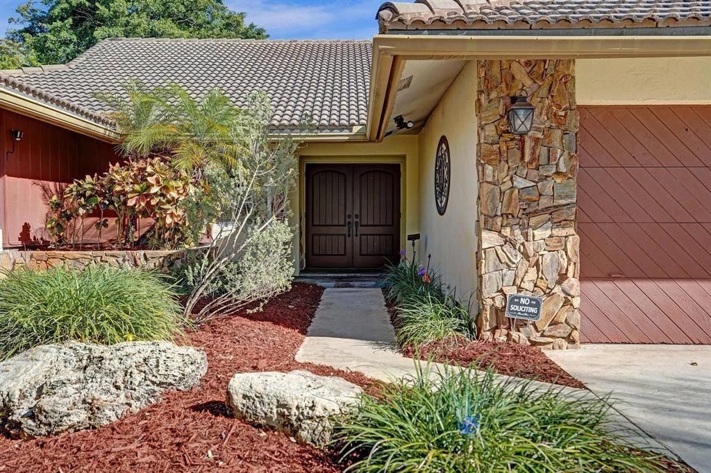 9924 NW 3rd Place, Coral Springs, FL 33071 Photo