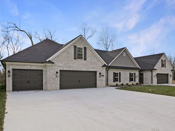 2025 Briar Meadows Drive, Unit 2, Evansville, IN 47711