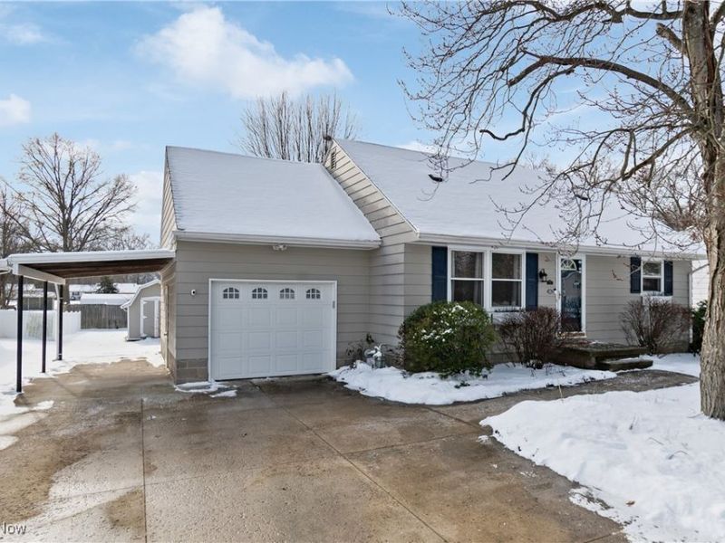 7910 Parkford Street NW, Massillon, OH 44646 Photo 2