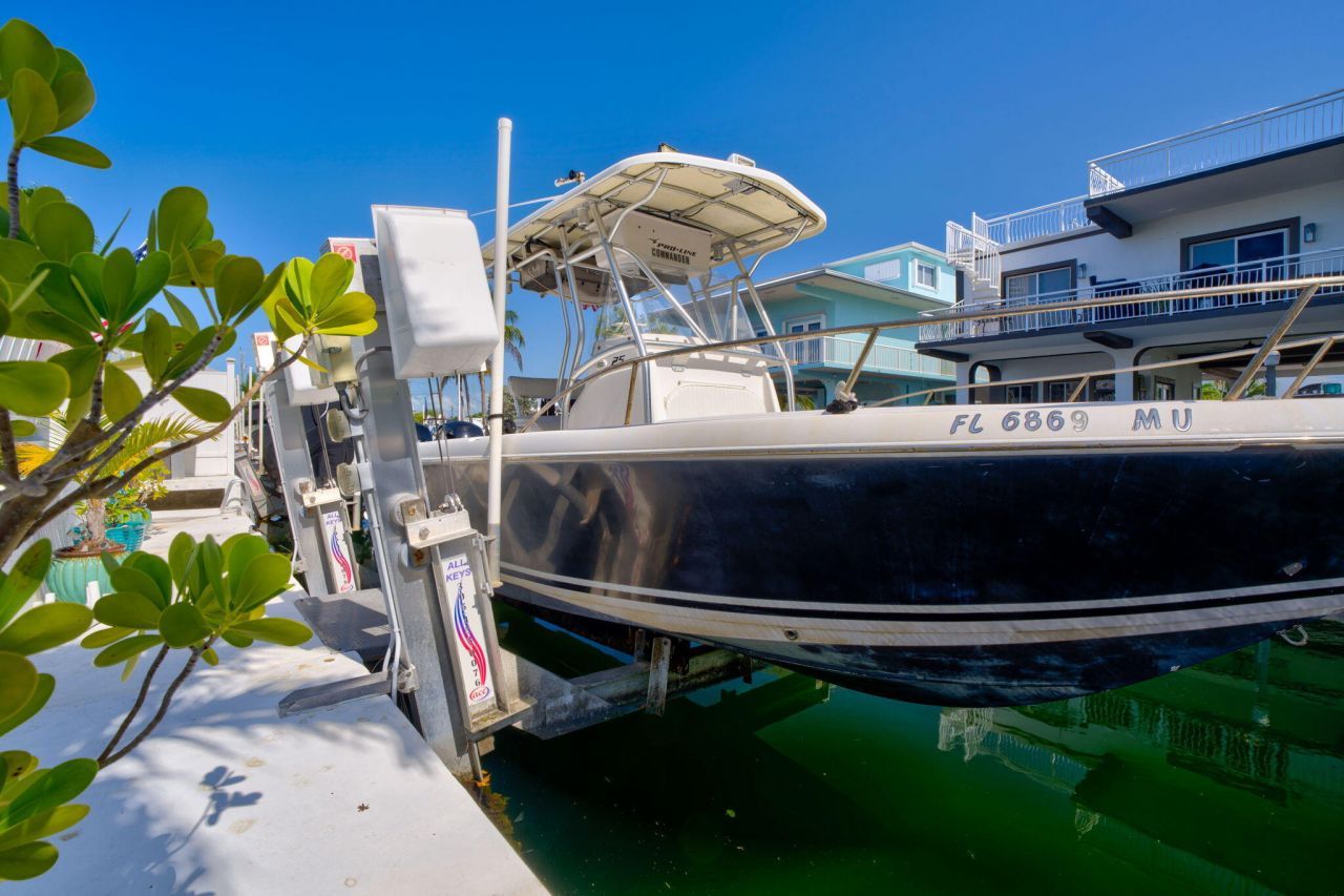 19 Avenue D, Key Largo, FL 33037 Photo