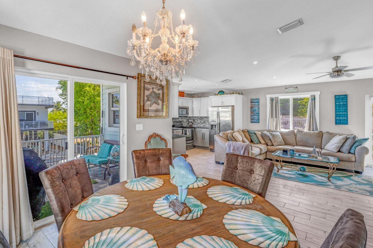 19 Avenue D, Key Largo, FL 33037 Photo