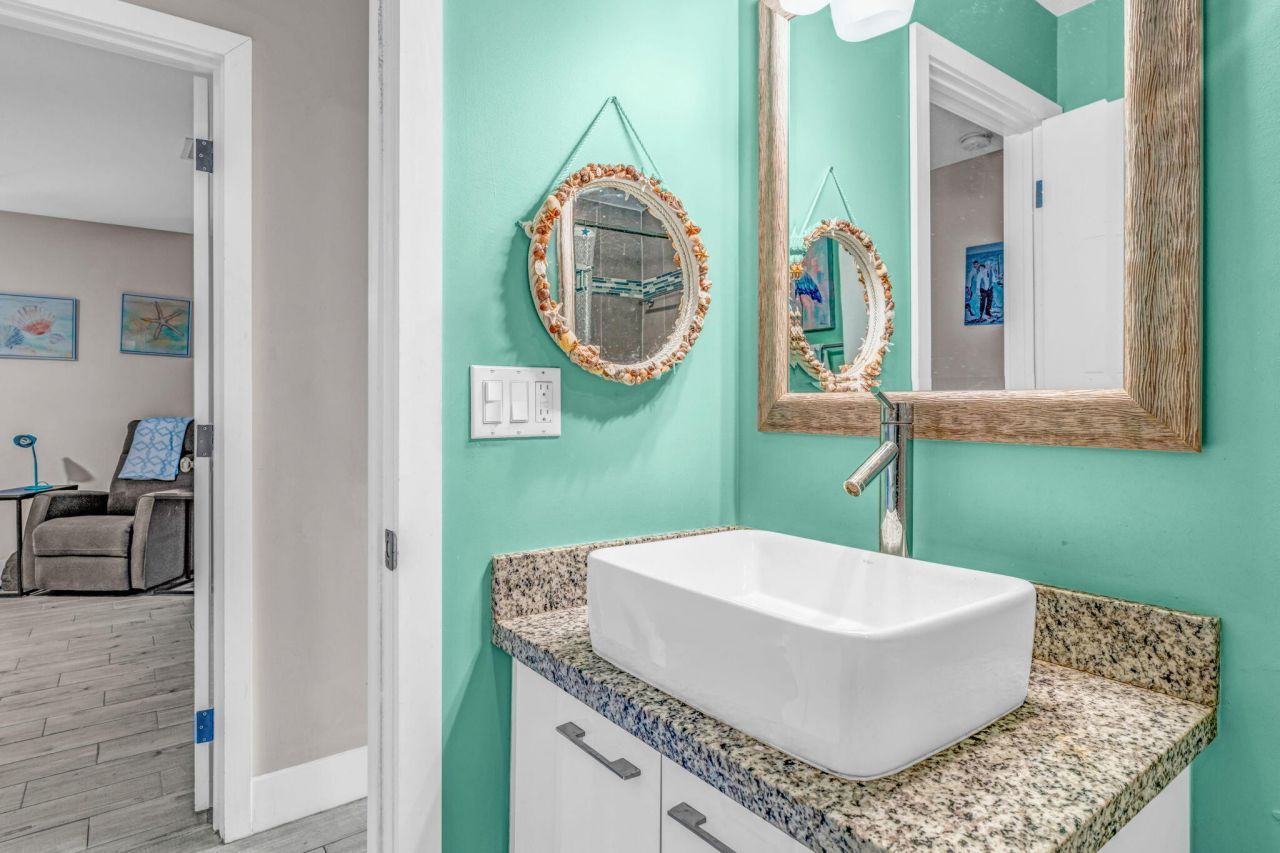 19 Avenue D, Key Largo, FL 33037 Photo