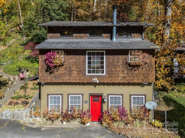 712 Main Street, Chimney Rock, NC 28720
