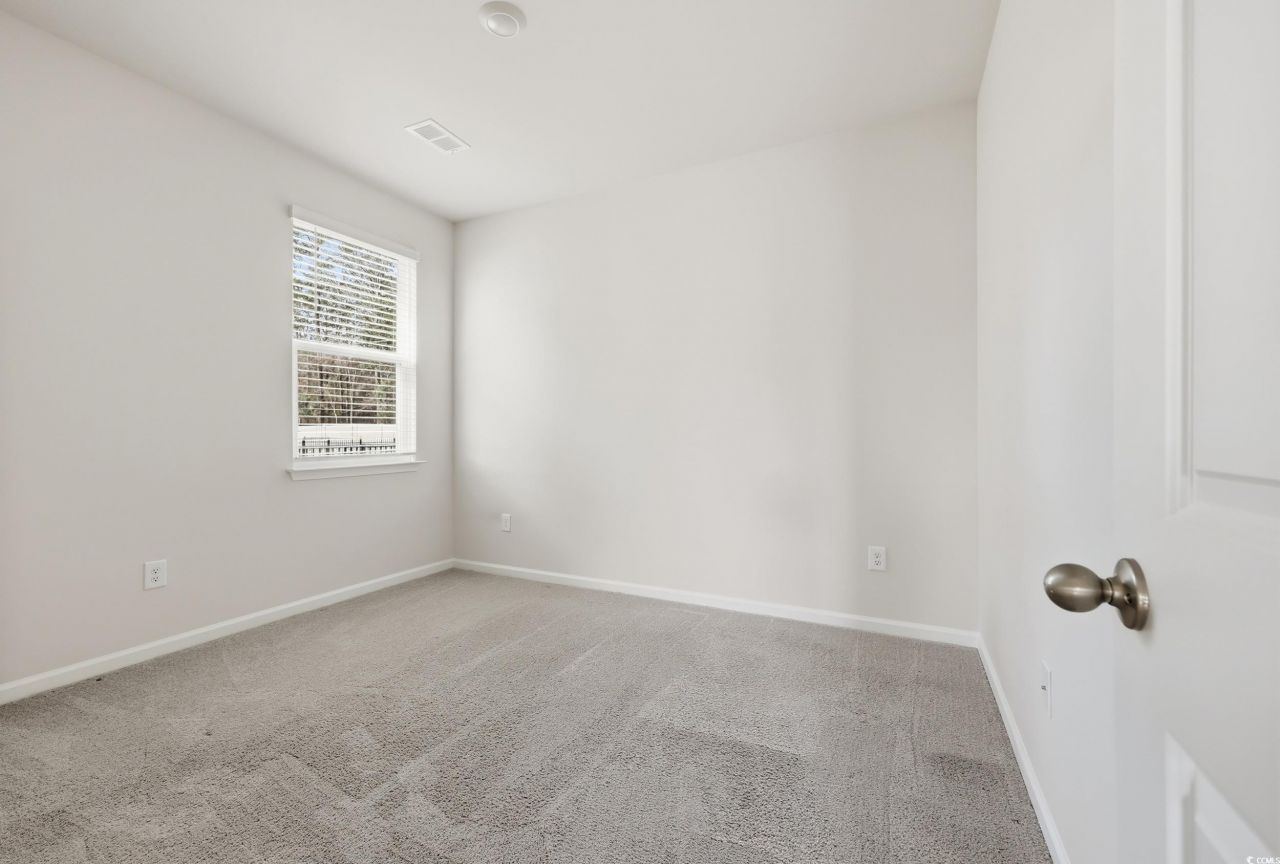 270 Columbus St. Photo 18