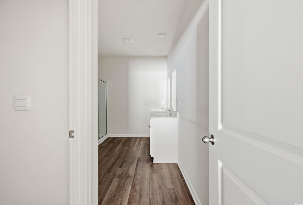 270 Columbus St. Photo 22