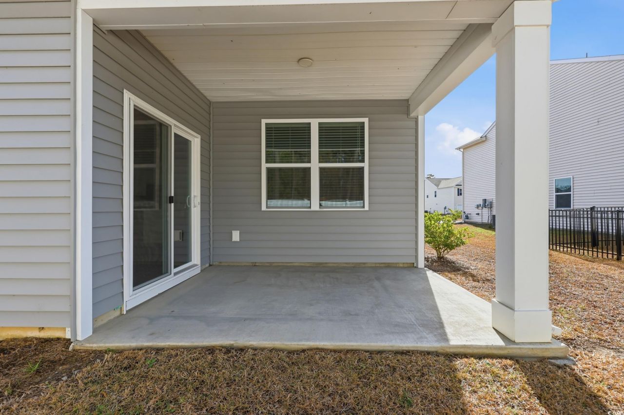 270 Columbus St. Photo 28