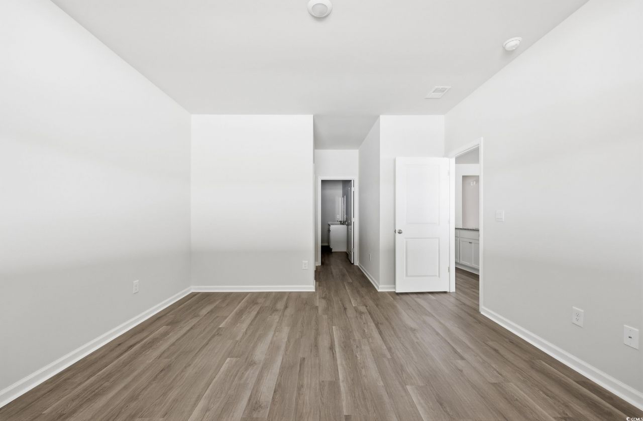 270 Columbus St. Photo 9