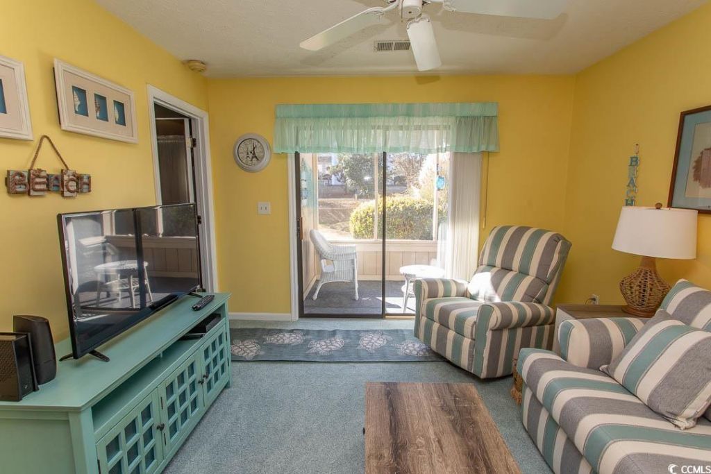 4282 Pinehurst Circle Photo 15