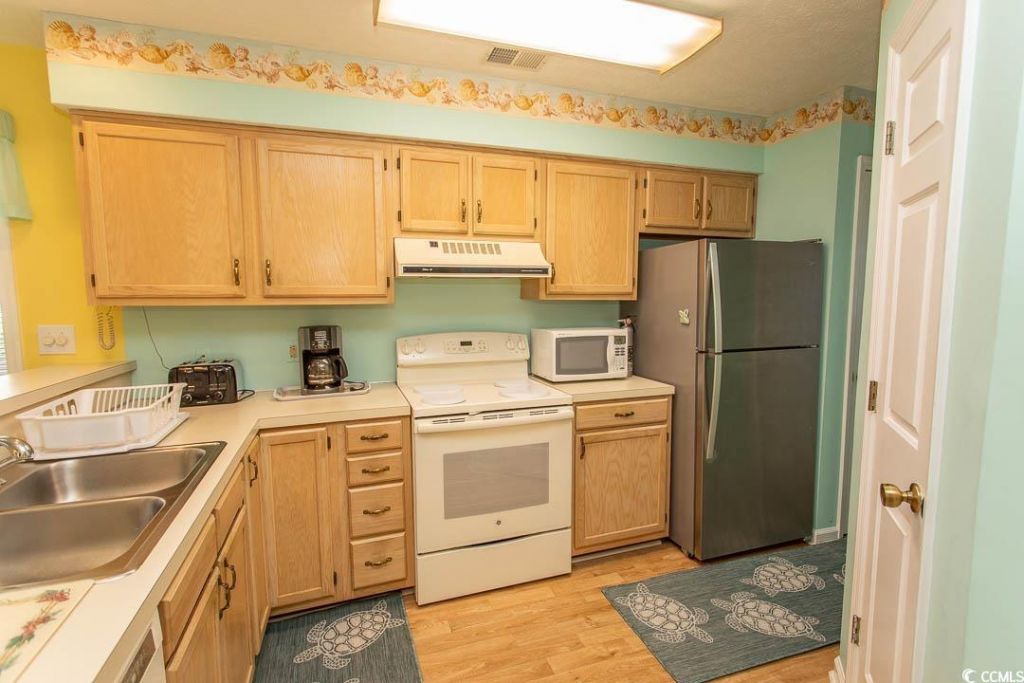 4282 Pinehurst Circle Photo 6