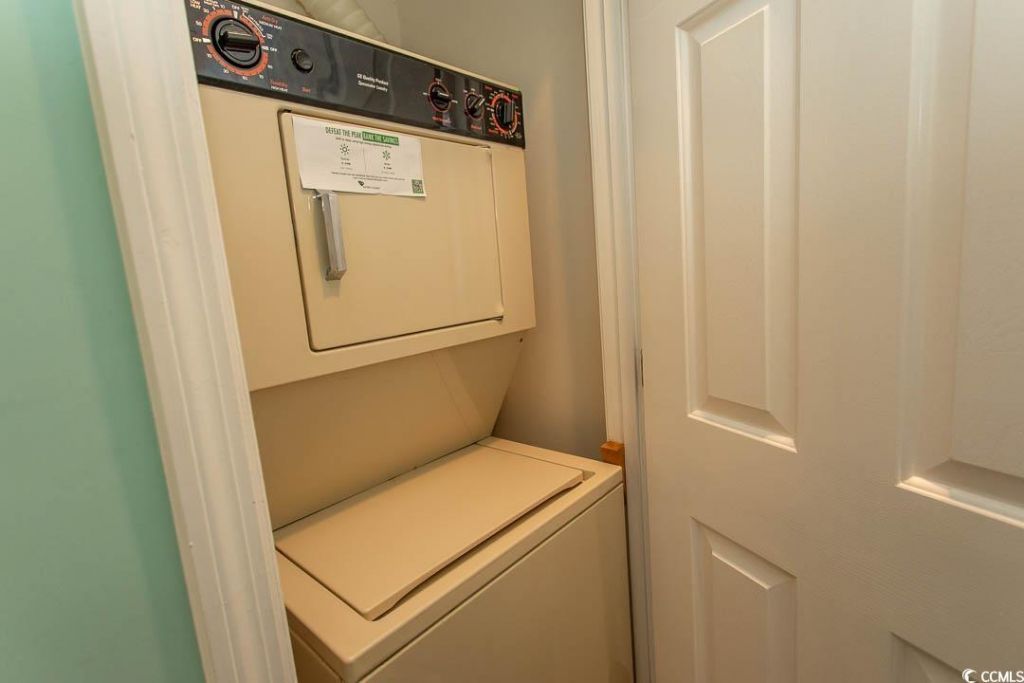 4282 Pinehurst Circle Photo 9