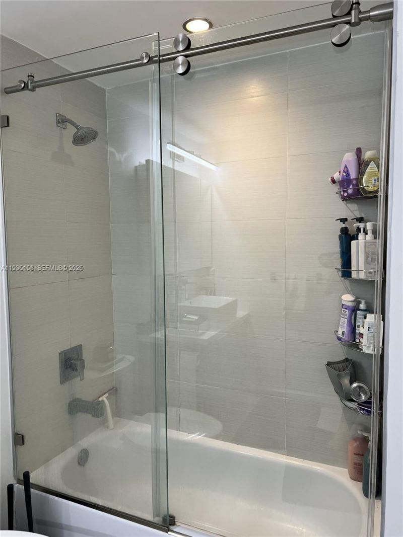 1010 SW 2nd Ave, Unit 1702, Miami, FL 33130 Photo